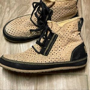 Sorel Ensenada Boots